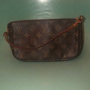 Louis Vuitton Pochette Accessoires bag - SL -1020